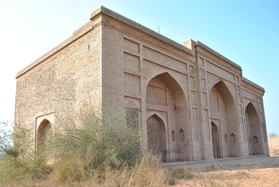 mosque-near-khalid-walid-tomb_BIG.jpg