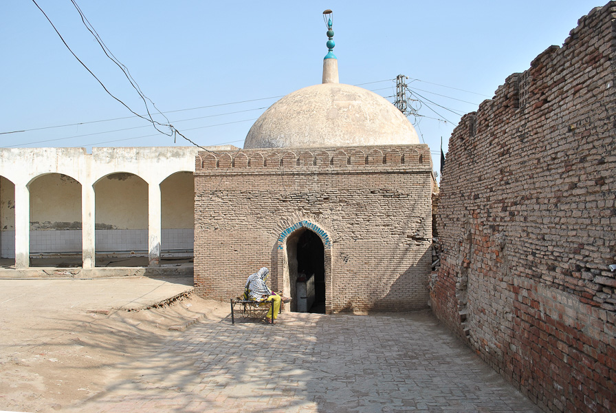 Bibi Pak Daman Tomb, Multan, Pakistan